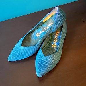 Discontinued Deep Teal Rothy's Points size 9.5